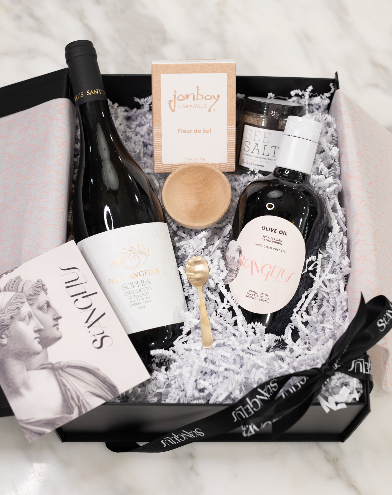 Gift Box with White or Sparkling Wine and Olive Oil